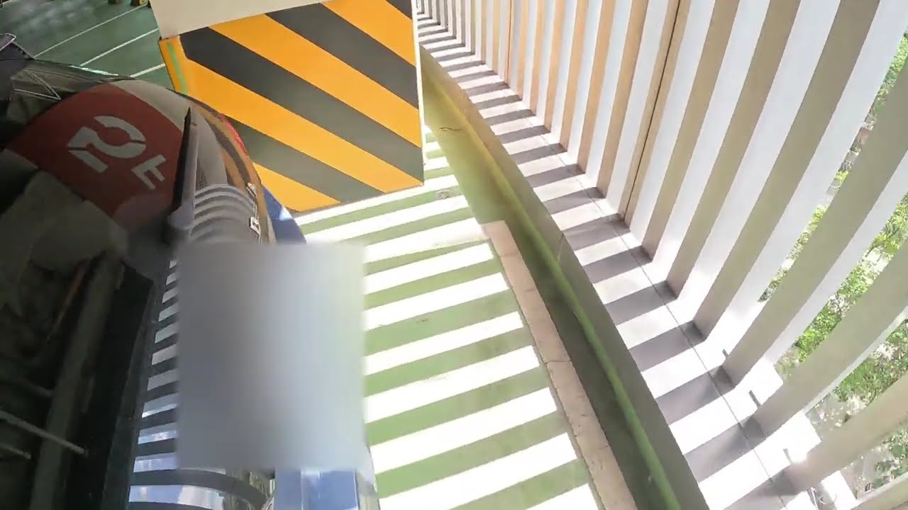 板橋區百揚大樓停車場－困難度：★ ★