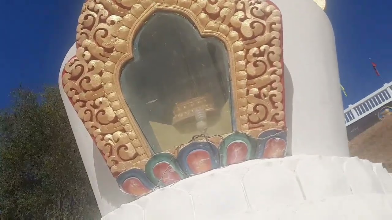 Rangjung Wosel Choling Dratshang. Trashigang: Bhutan.