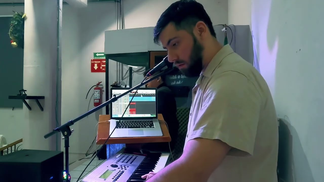 G L O R I O U S    D A Y - Cover (Keycam)