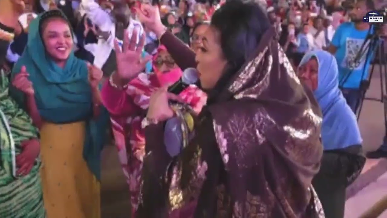 الفنانة ميادة قمر الدين