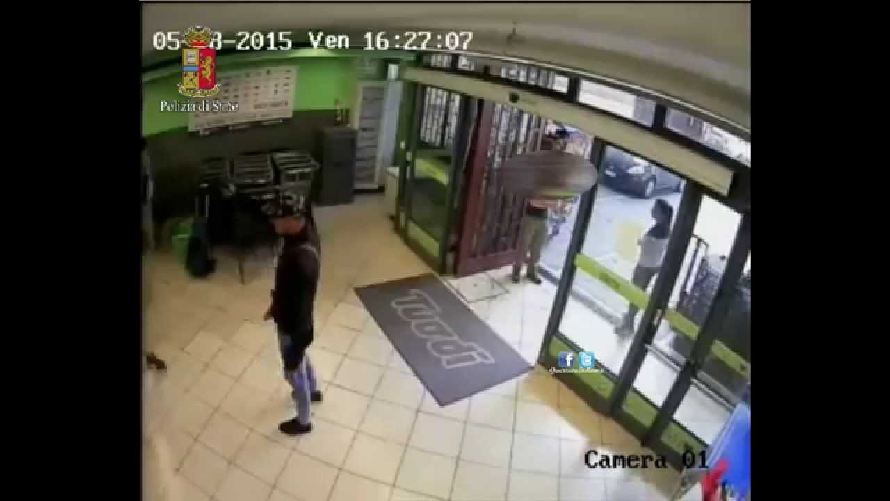 Rapine in Diretta WebCam - Arresto in Flagranza da Polizia