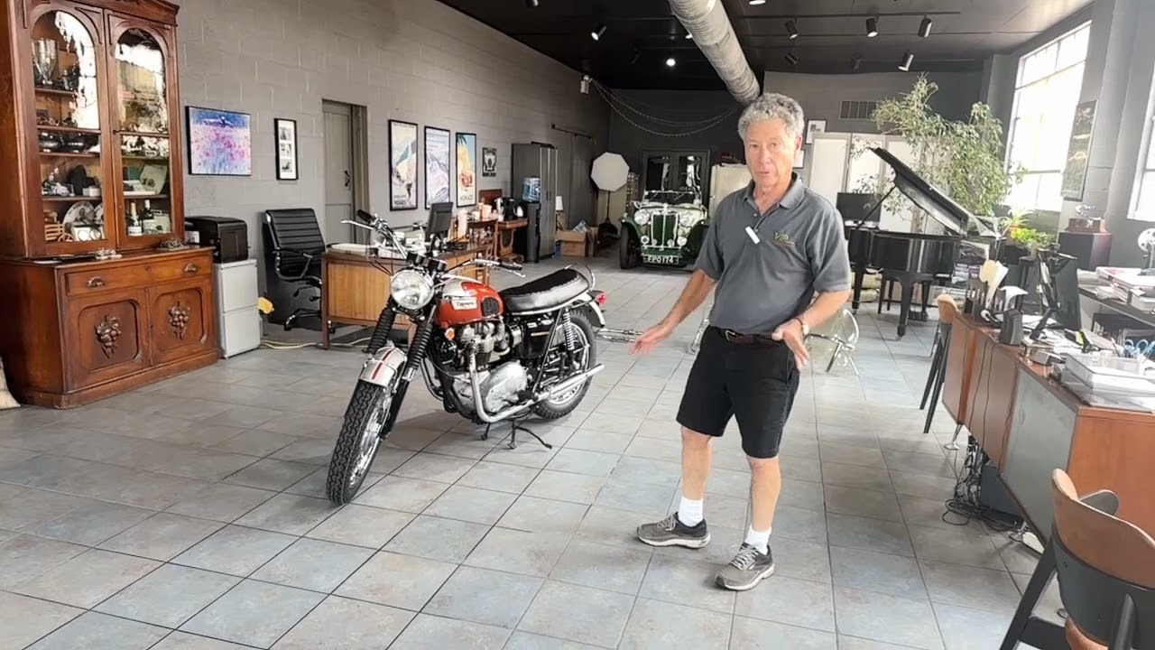 1969 Triumph Bonneville- walk around 