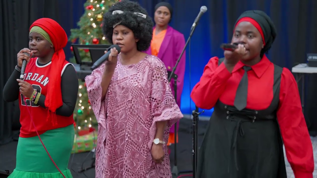 ~PENTECOSTAL VOICE OFF JESUS [Christmas]