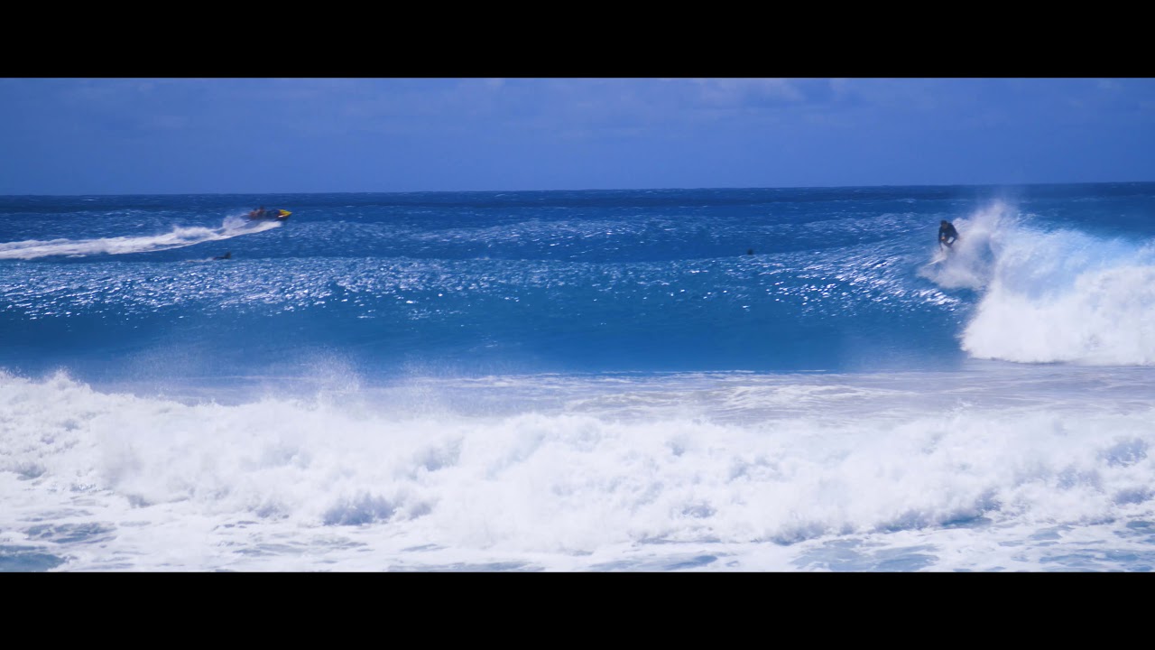 Coolangatta Surf - Big Swell Slow Motion 4K
