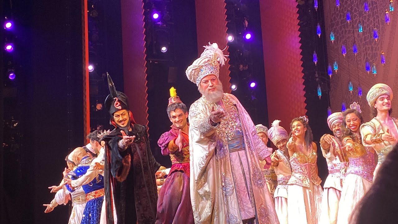 Slot applause Aladdin de musical - Vrijdag 24 Februari Matinée (Sander’s laatste Sultan)