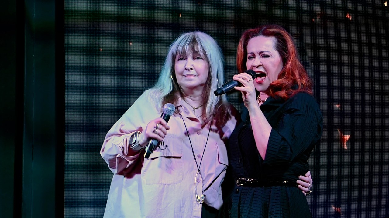 Екатерина Семёнова и Ирина Сурина - Безнадёжно прекрасна