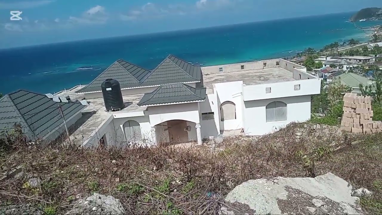 Another side of 🇯🇲  come walk with me🏬🏪