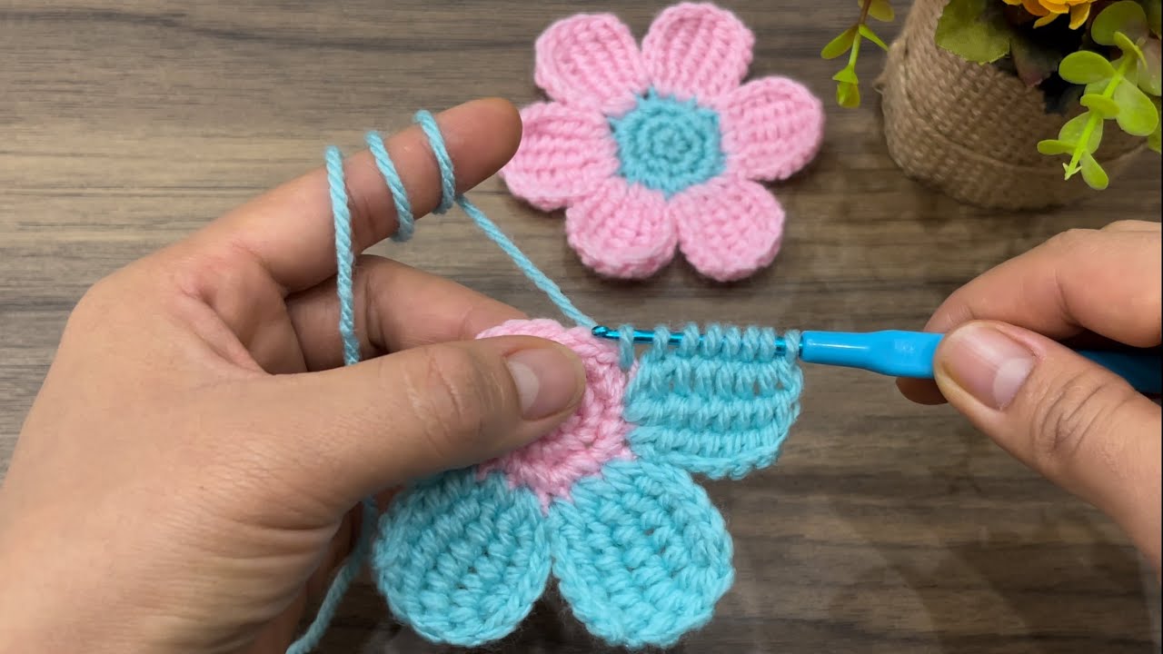 ถักดอกไม้ไหมพรม # crochet flower # ถักดอกไม้หกกลีบ แบบน่ารัก