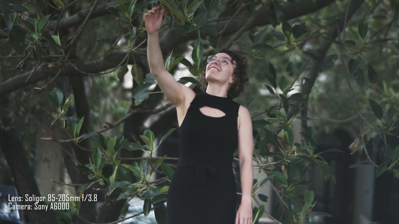 3 reasons to buy a BIG Vintage Lens (Soligor 85-205mm + Sony A6000)