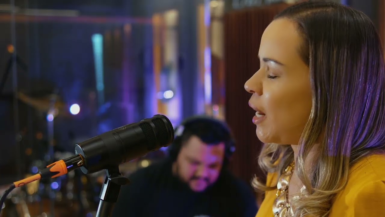 Clipe Tempo de Crescer- Fernanda Brum
