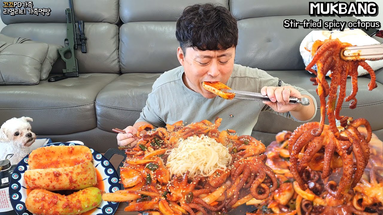 🔥겁나매운🐙낙지볶음 만들어서 점심 먹는 맵찔이 아재의 혼밥먹방!😋 (ft.소면사리 ,알타리무김치)ㅣStir-fried Spicy Octopus MukbangㅣEATING SHOW