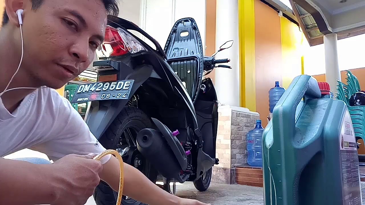 Suzuki Address ( Tips cara mengganti oli Mesin yang baik dan benar ) . Duo address Dof