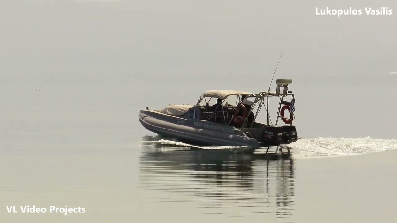 ΕΛΛΑΔΑ ΣΤΥΛΙΔΑ ΛΙΜΕΝΙΚΟ ΚΑΙ ΨΑΡΟΚΑΪΚΟ-GREECE STYLIDA HELLENIC COAST GUARD AND FISHING BOAT