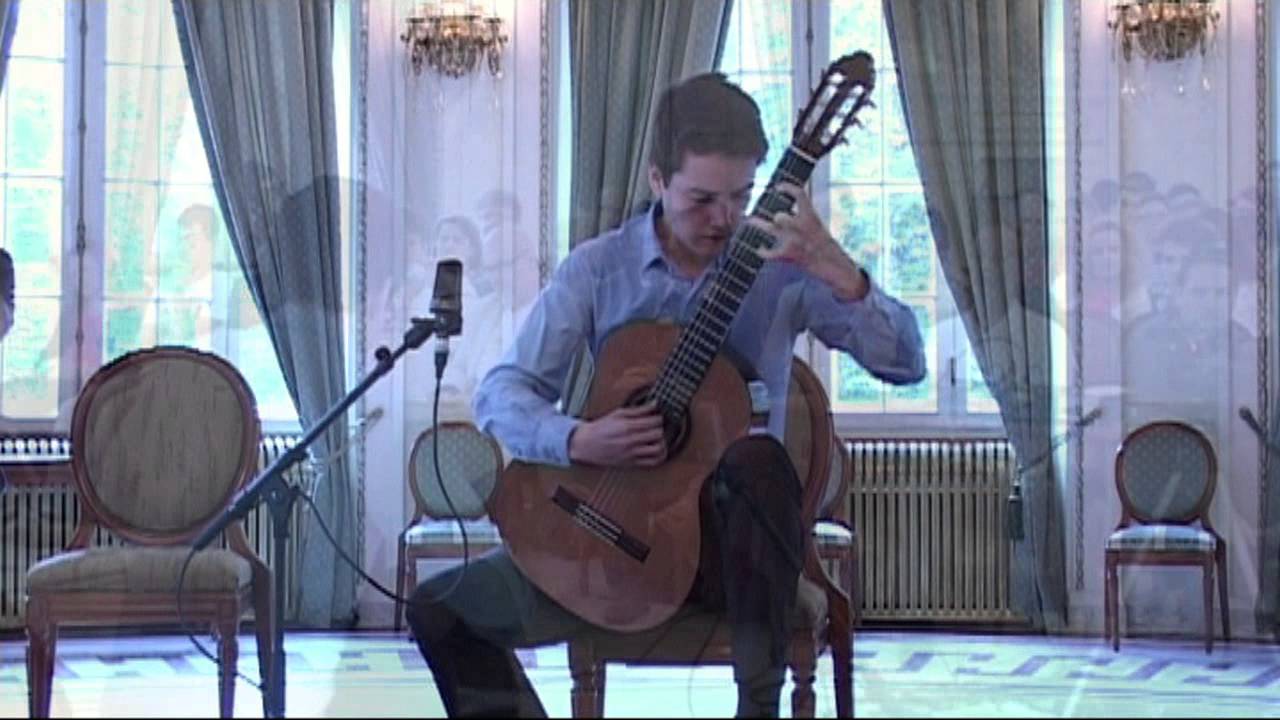 Xavier Jara in Sinaia Guitar Festival 2013