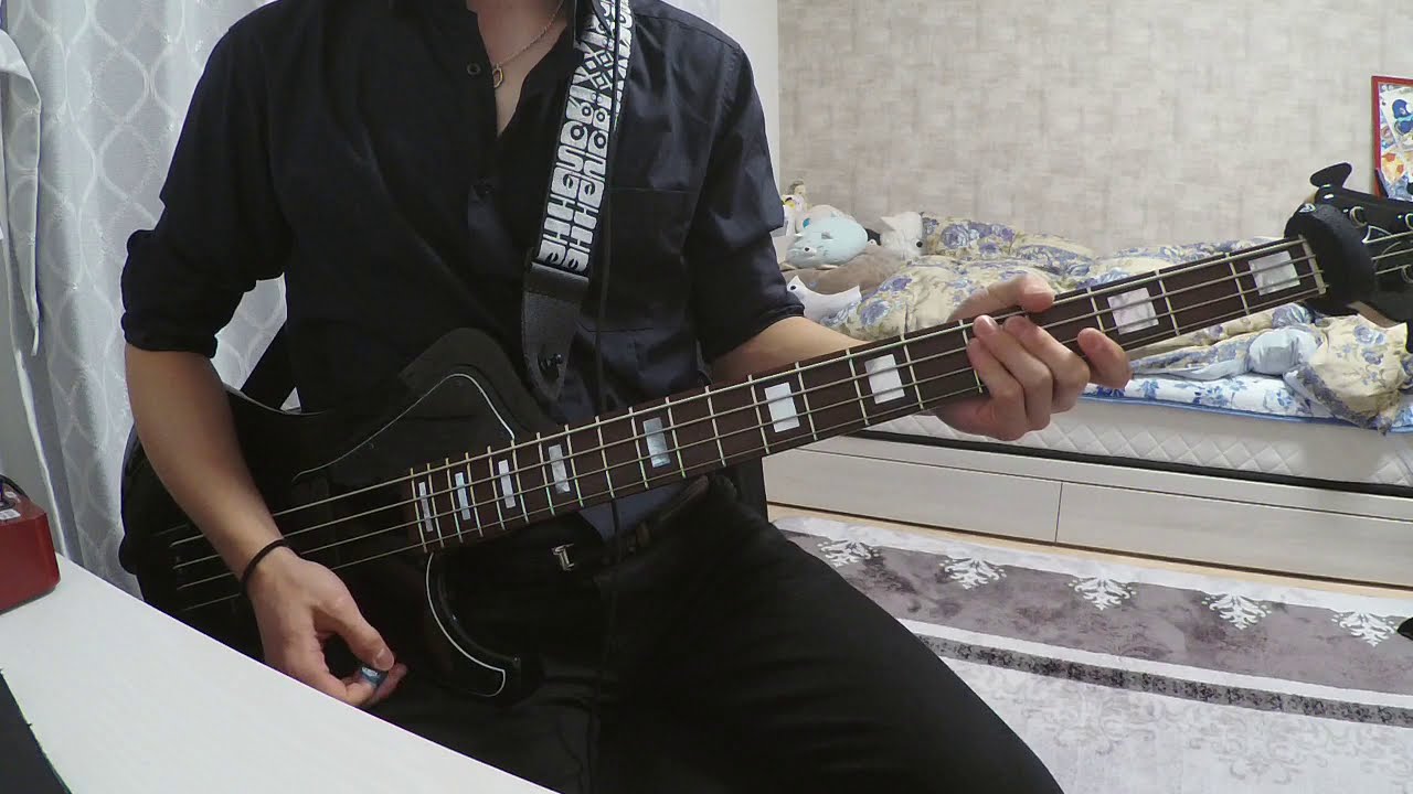 ARCH ENEMY - Nemesis    (bass cover)