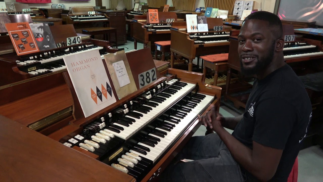 #382 1958 Fruitwood Hammond B-3 with matching 122-RV Leslie!