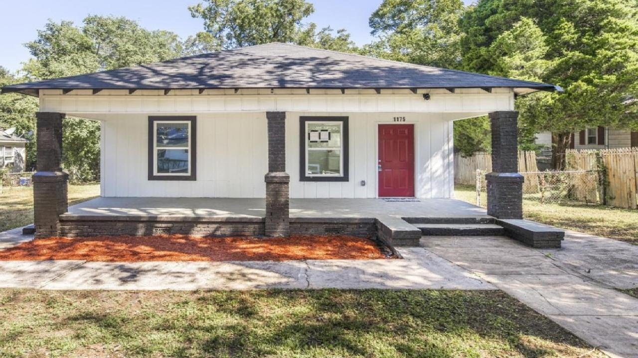 1175 Hartley Street, Macon, GA Presented by Elite Experience Team Agents.