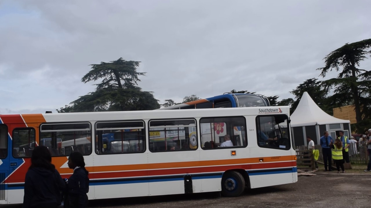 Dart Fire Alarm! Stagecoach South 501 (J501 GCD) reverses @ Goodwood