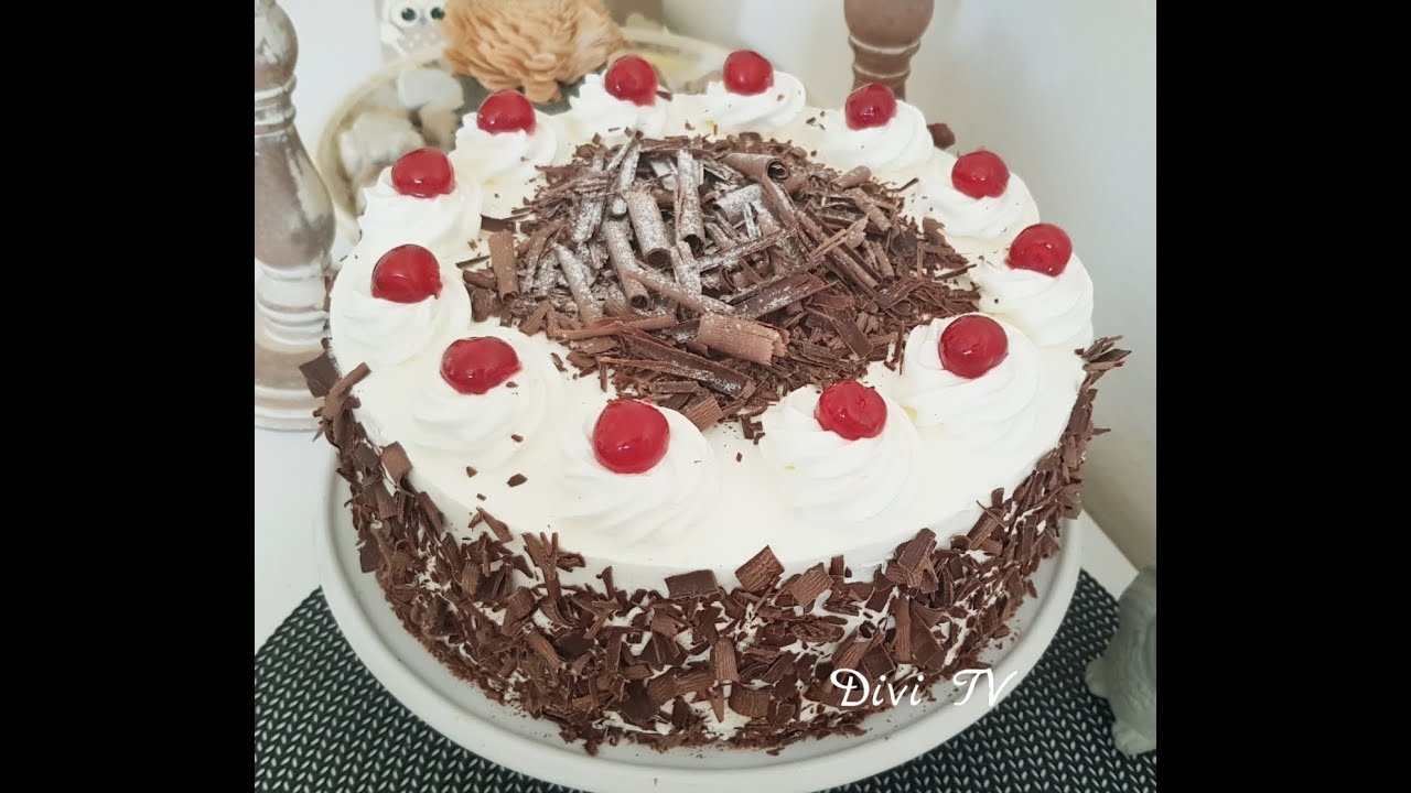 Schwarzwälder (Art) Kirschtorte/ ohne Alkohol/ Black Forest Cake