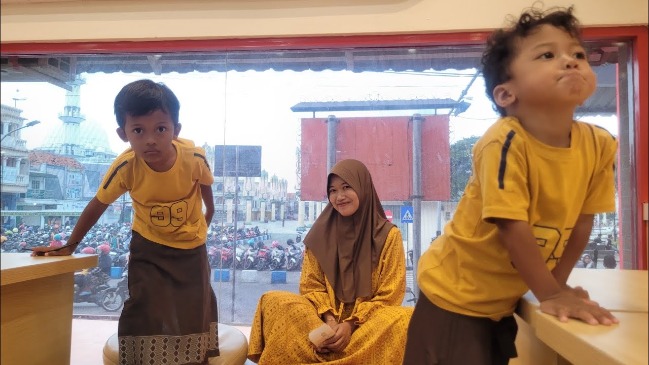 Kegiatan Kakak jadi Imam di sekolah