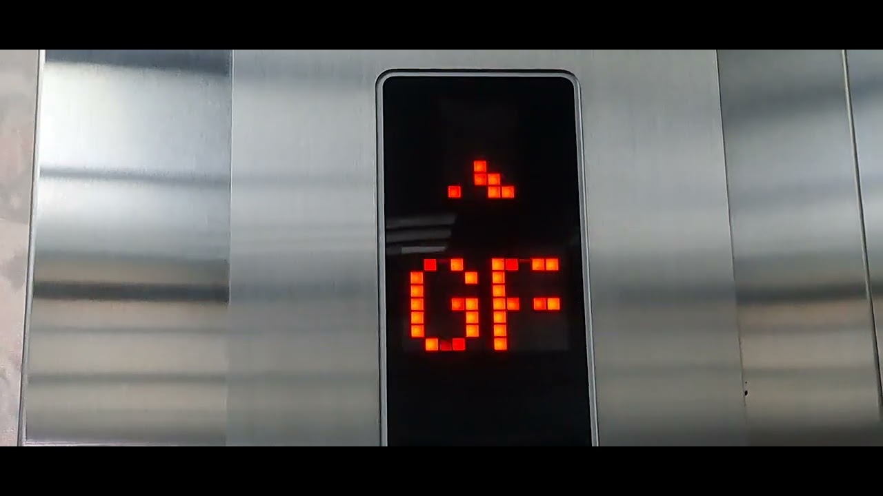 Very Nice Sigma ACRA Traction Elevator at Riau Junction, Bandung, West Java (Newer Elevator)