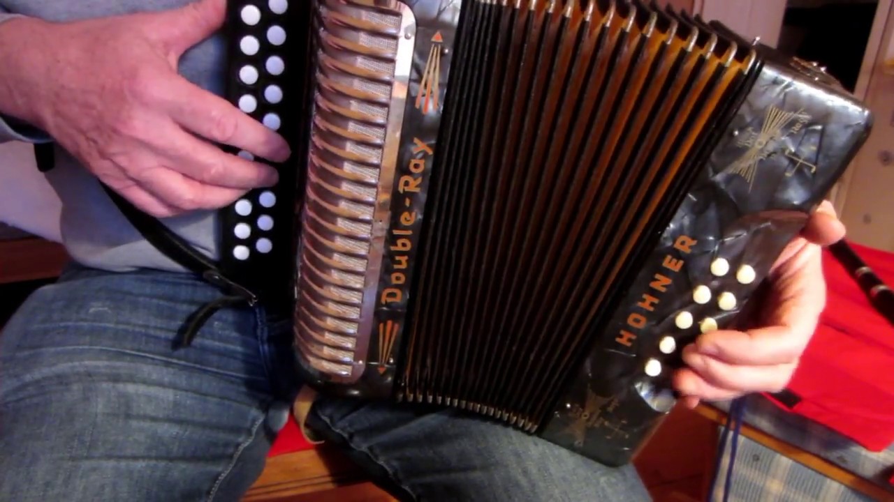 Return from Fingal for C#/D accordion