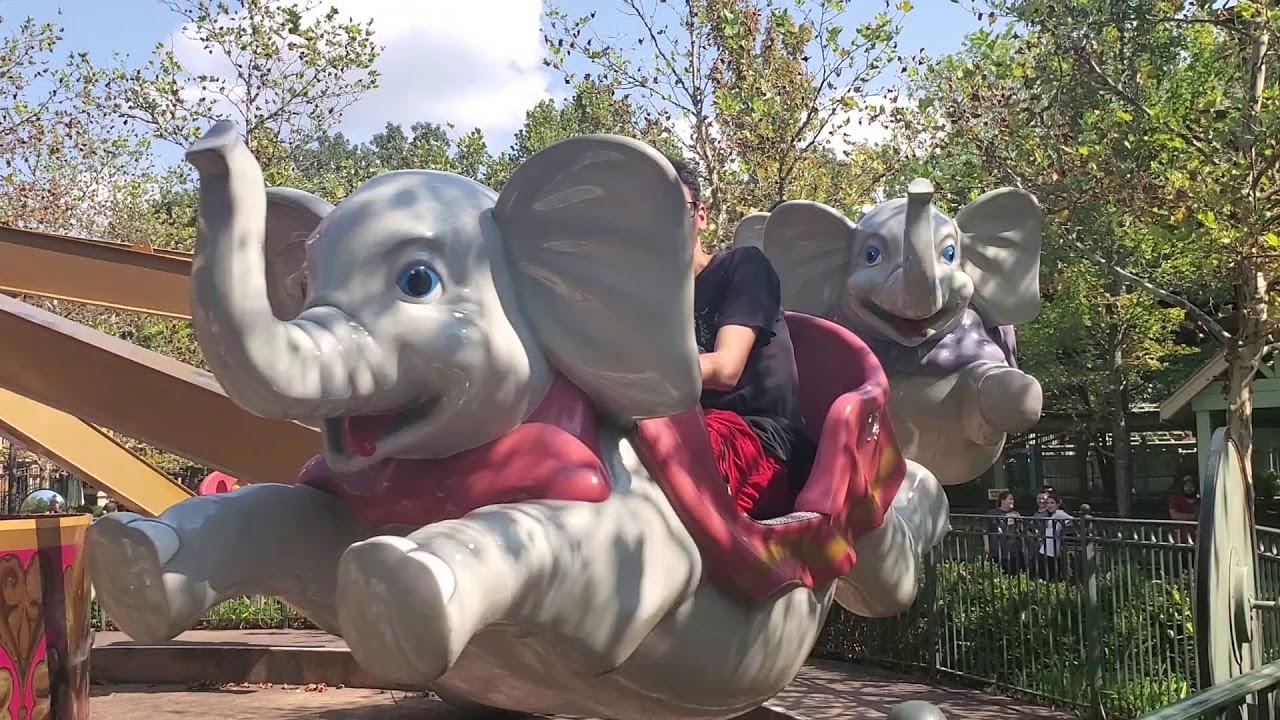 SILVER DOLLAR CITY'S ELEPHANT MARCH