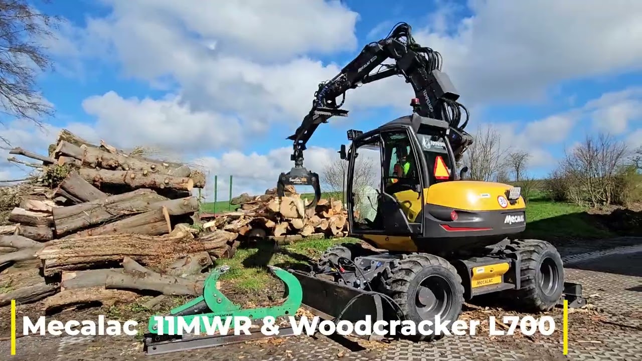 Leistungsstark: Mecalac 11MWR mit Hultdins SuperGrip & Woodcracker L700 Spaltzange