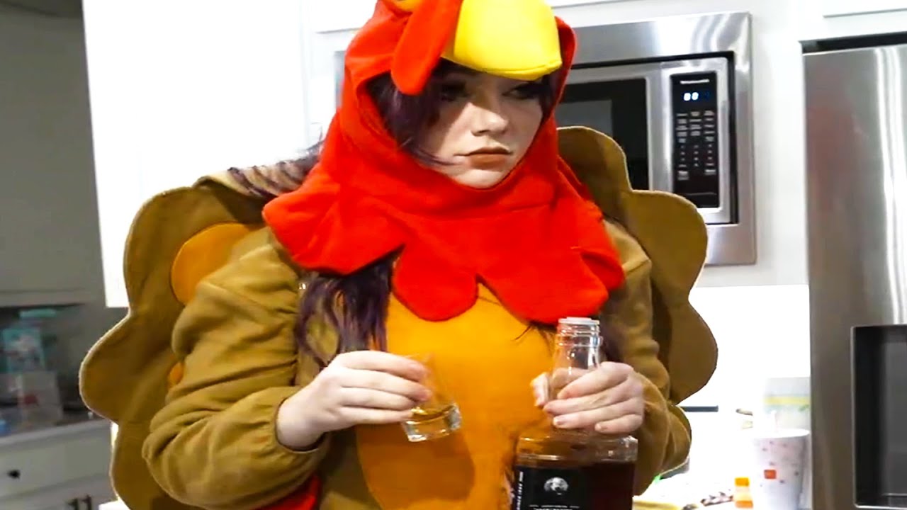 jschlatt cooks a turkey