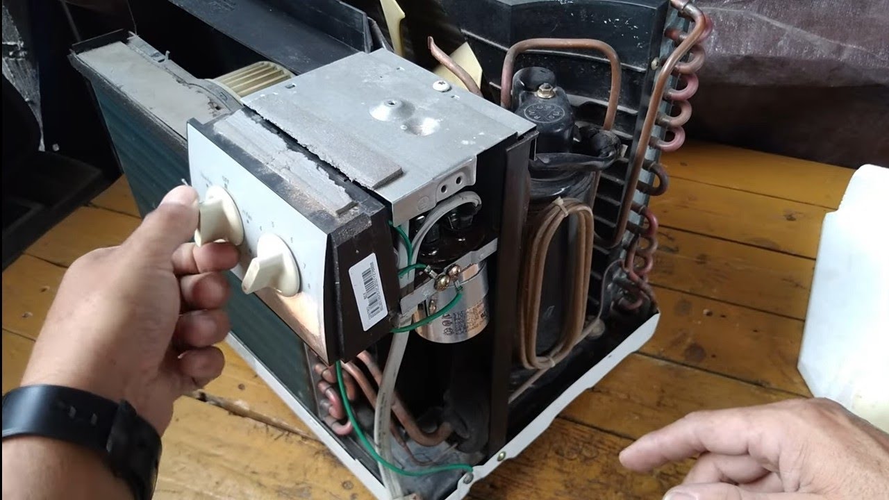 COMO DARLE SERVICIO  A MI AIRE ACONDICIONADO,POR QUE NO ENFRIA,Y CUALES SON SUS PARTES INTERNAS.?