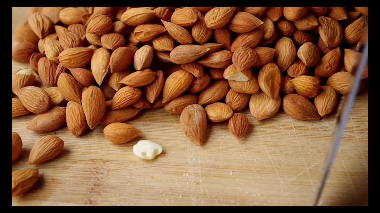 Масло из миндаля и фундука на маслопрессе Rommelsbacher + смесь масел для лица