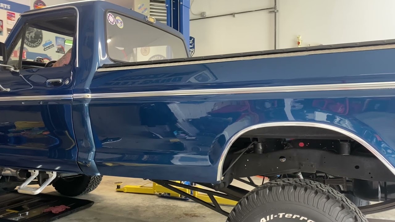 Cold start Ford 460 open headers