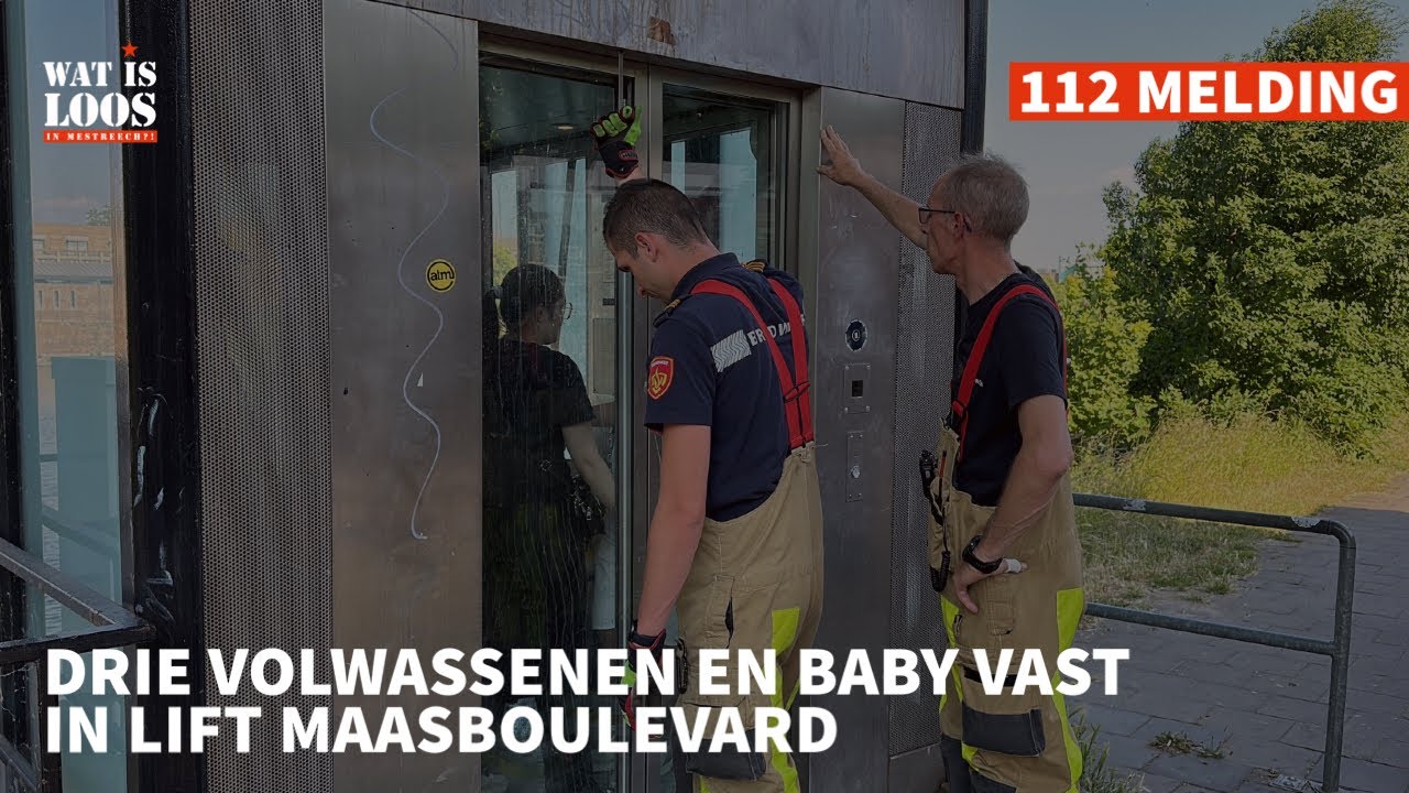 DRIE VOLWASSENEN EN BABY VAST IN LIFT MAASBOULEVARD