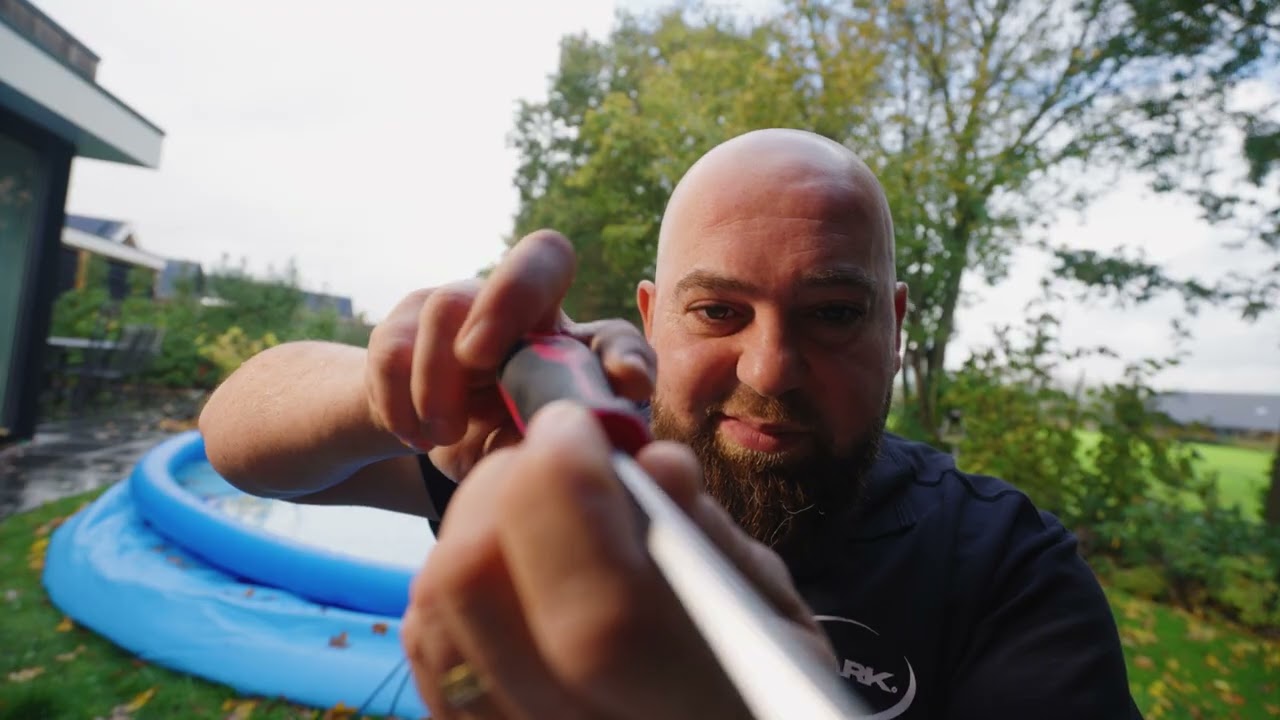 De levering van een Wellis Amazonas Life zwemspa door Spark Nederland
