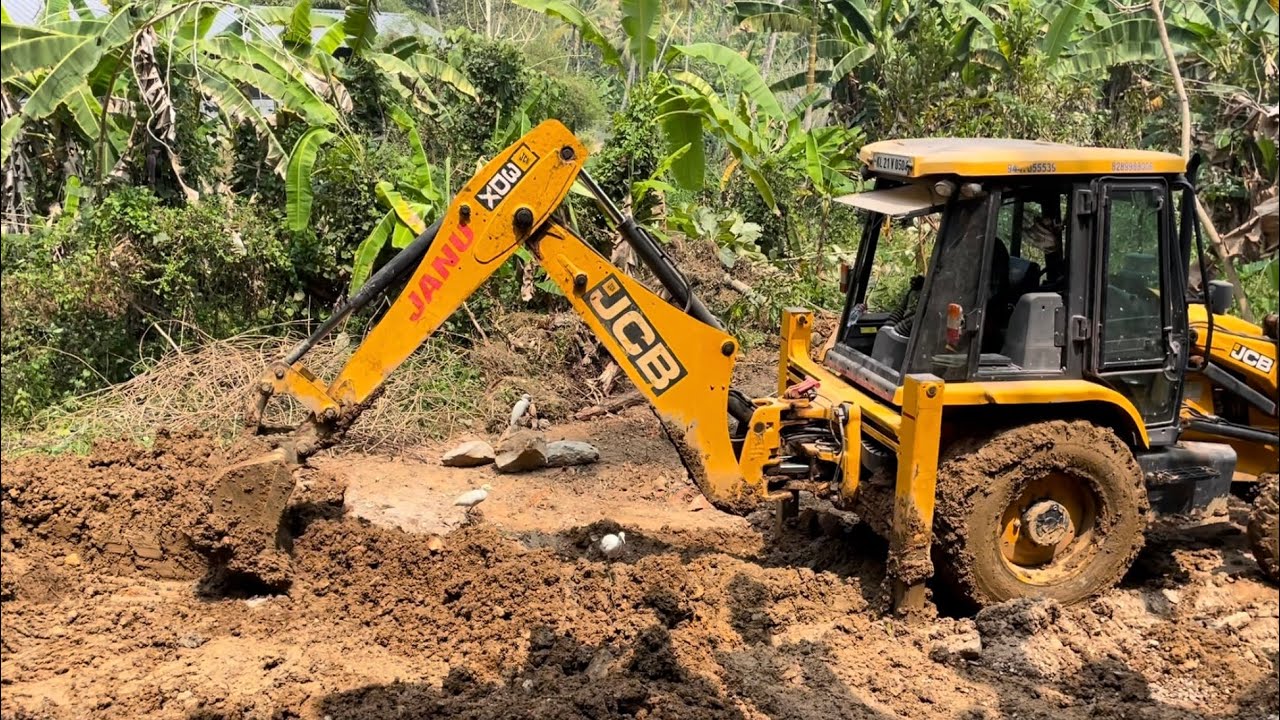 Jcb 3dx making path through muddy soil #jcb #jcb3dx #jcbvideo #jcbmachine #jcbgame #jcbtractor 