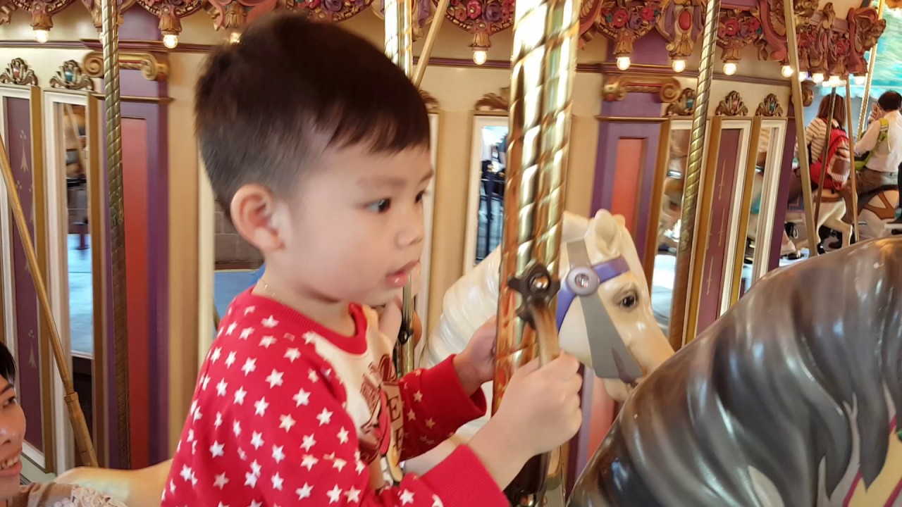灰姑娘旋轉木馬@香港迪士尼樂園 （Cinderella Carousel@Hong Kong Disneyland）