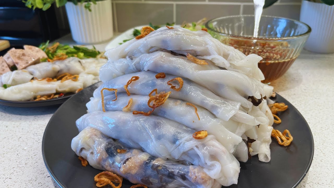 Vietnamese Rice Rolls That Melt in Your Mouth! | Easy & Authentic Recipe