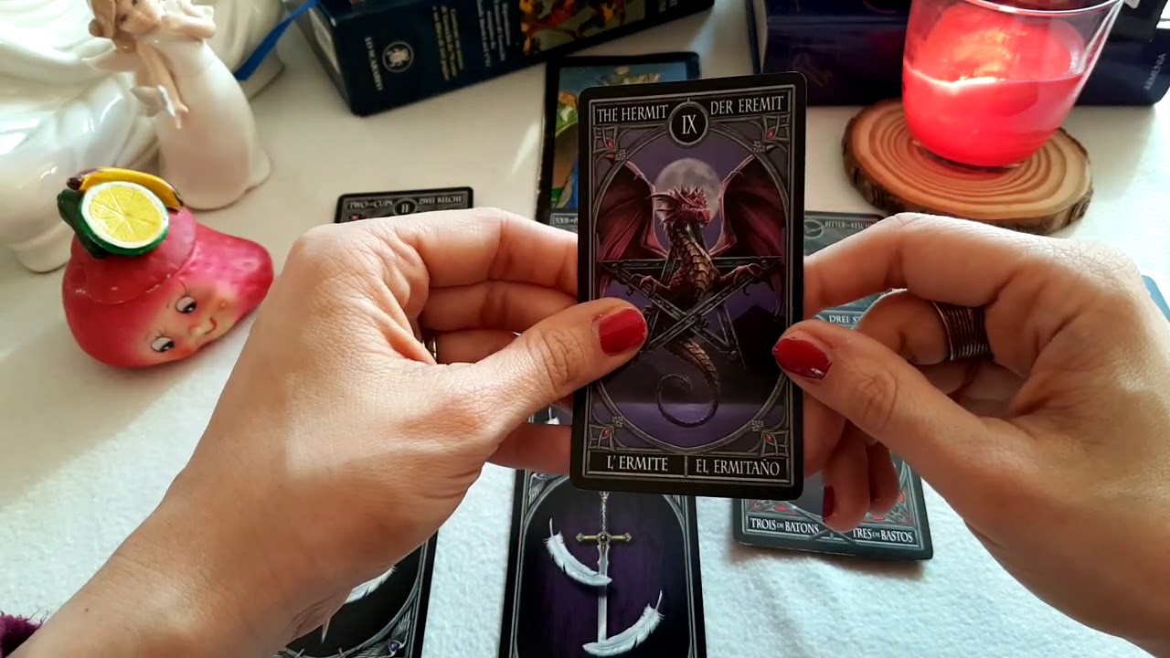 MI AMA? HA ATTRAZIONE? CHE PASSI FARÀ VERSO DI ME? - 💖 Tarocchi interattivi 💖