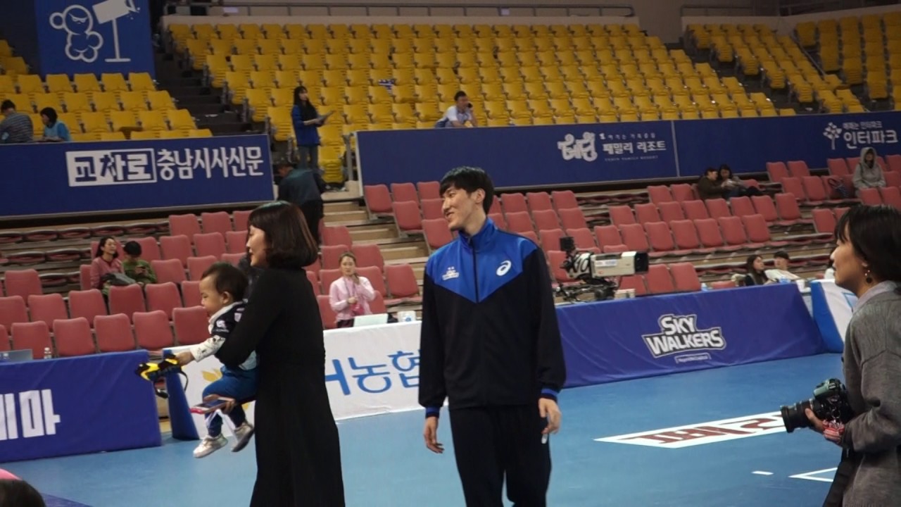 현대캐피탈 스카이워커스skywalkers 챔피언결정전 4차전 대한항공점보스전 문성민 moon sungmin 선수 아들 문시호 moon siho