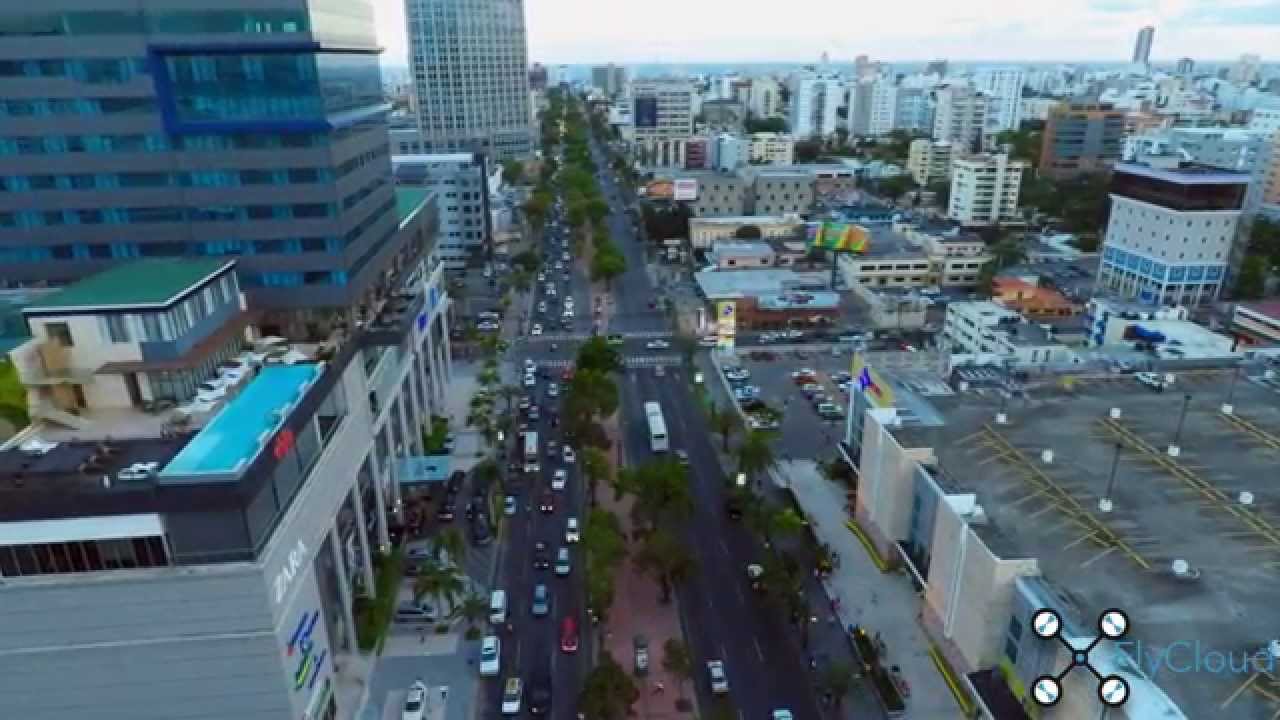 Tomas Aéreas Av. Churchill (Torres - Blue Mall - Acropolis) - FlyCloud -