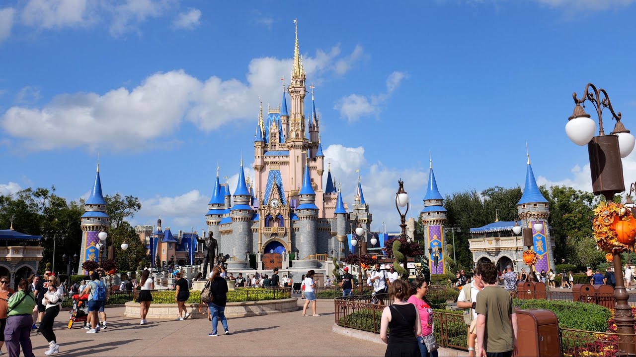 Magic Kingdom 2024 Fall Afternoon Walkthrough in 4K | Walt Disney World Orlando Florida October 2024