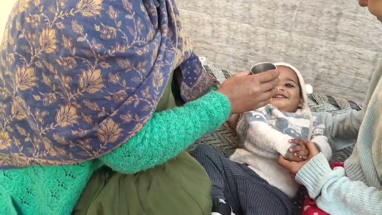 आज कर रहे है ऊपर रूम की सफाई और रूहान कर रहा है मस्ती।।khanfamilyvlogs 