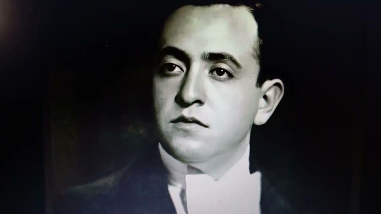 ЗАБЫТЫЕ ГОЛОСА . Поёт  МИХАИЛ  Александрович  