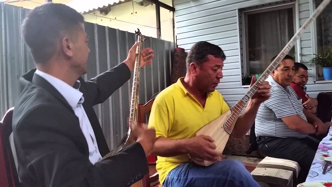 Уйгуры зажигают.