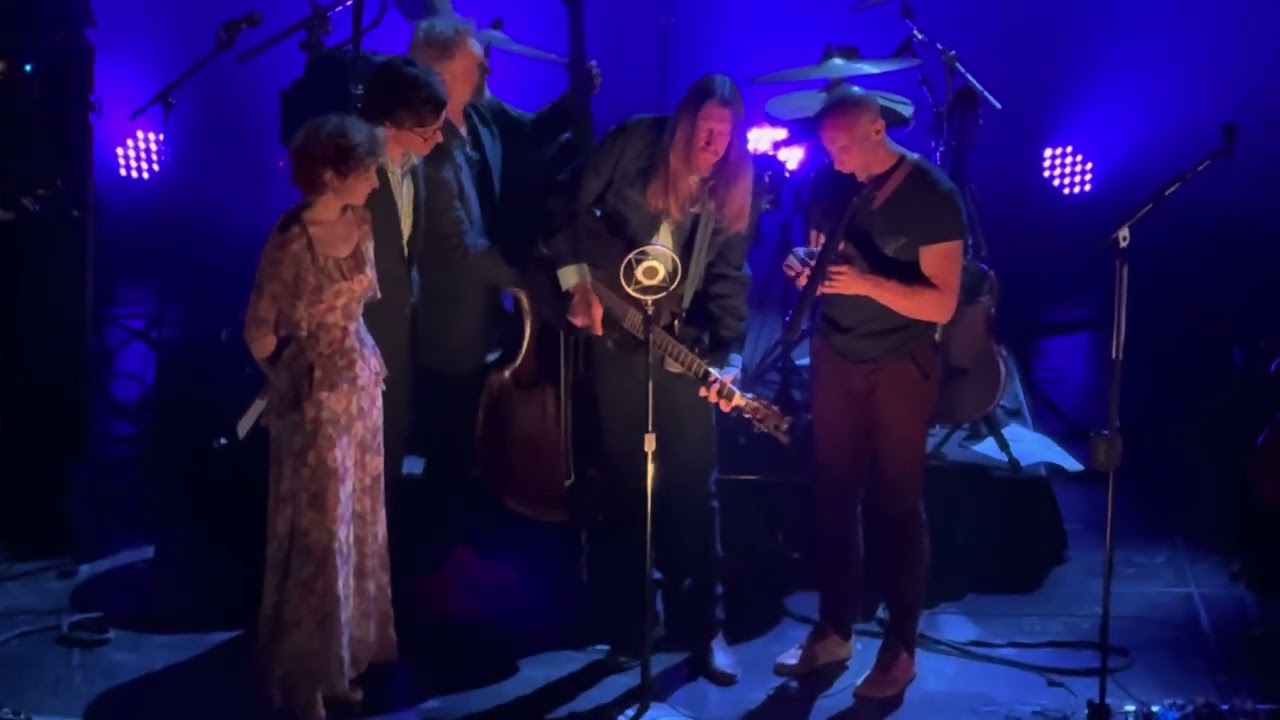 The Wood Brothers (special guests The Bygones)