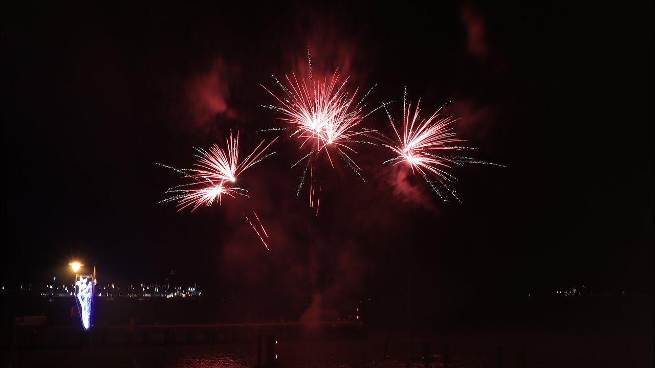 Harwich Quay New Year Fireworks 2019
