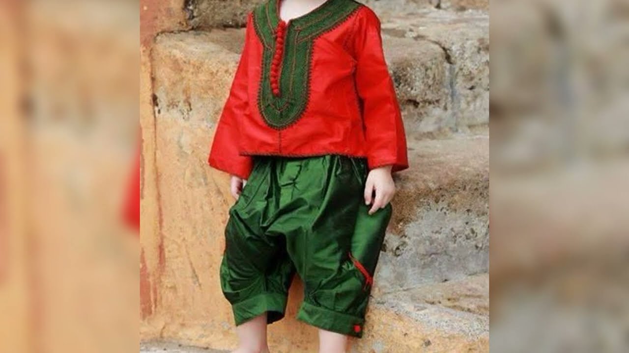 Tenue traditionnelle marocaine pour enfant