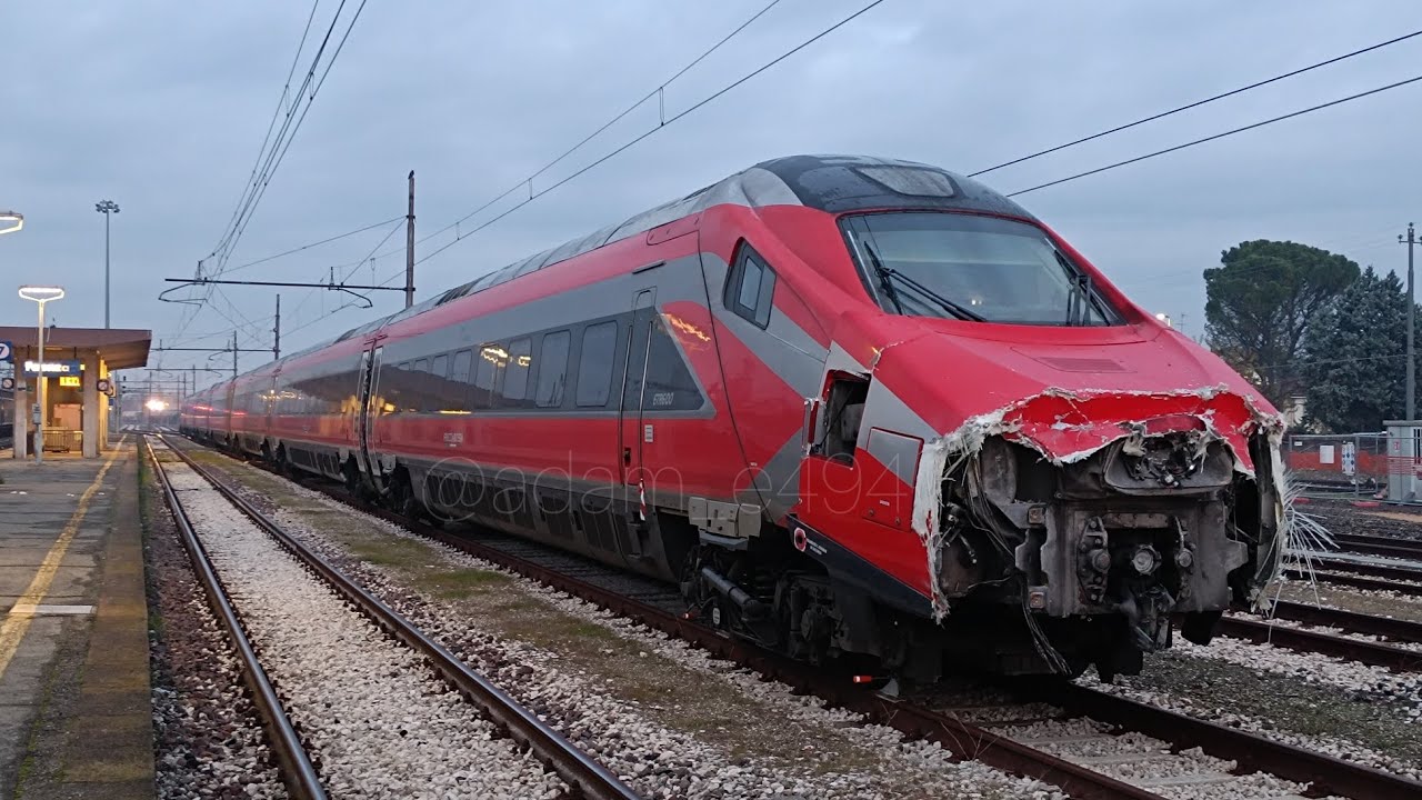 L'ETR600.07 FRECCIAROSSA COL MUSO DISTRUTTO, COINVOLTO NEL TAMPONAMENTO CON IL REGIONALE!
