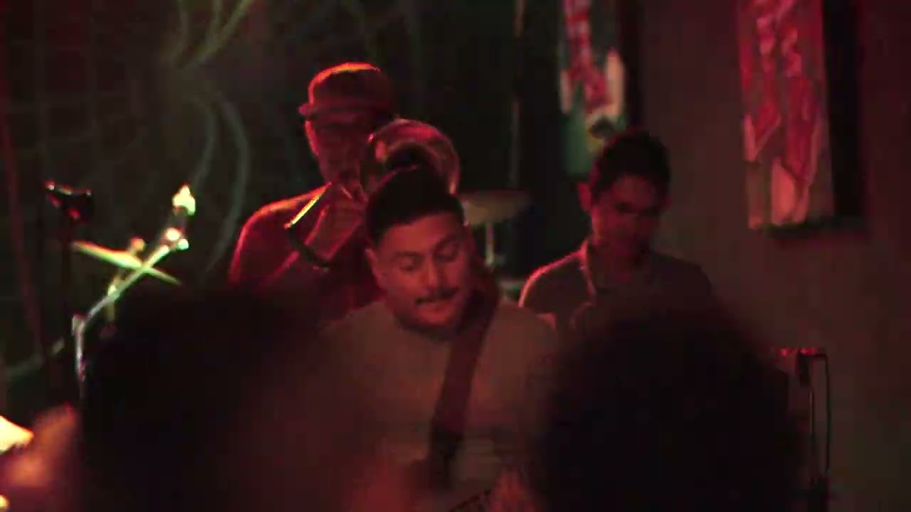 Los Maitros en vivo (Bar Bass 2023)