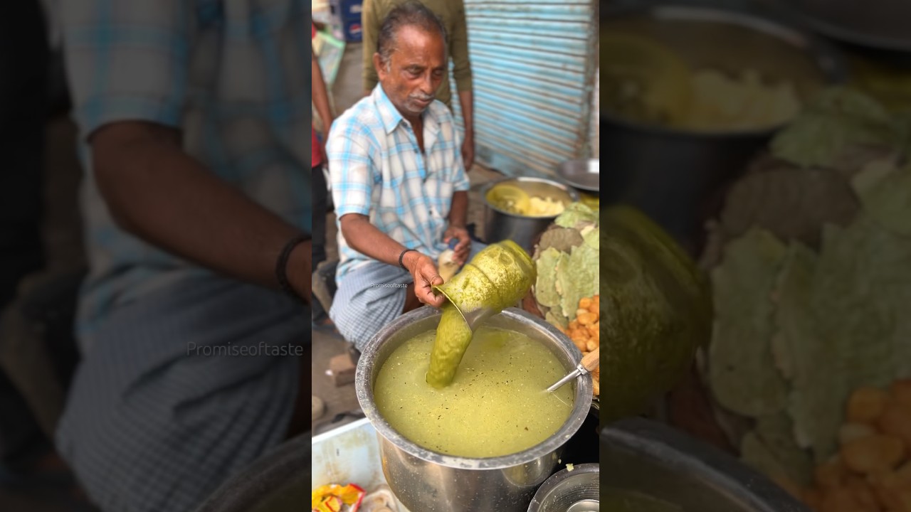 Agra ke Famous Pani Puri😍 #streetfood #explore #shortvideo #agra #shorts #indianstreetfood #viral
